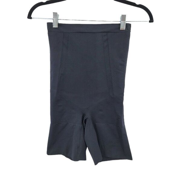 Spanx Shapewear "OnCore" High-Waisted Mid-Thigh Shorts SS1915 Black Sz L - Picture 5 of 12
